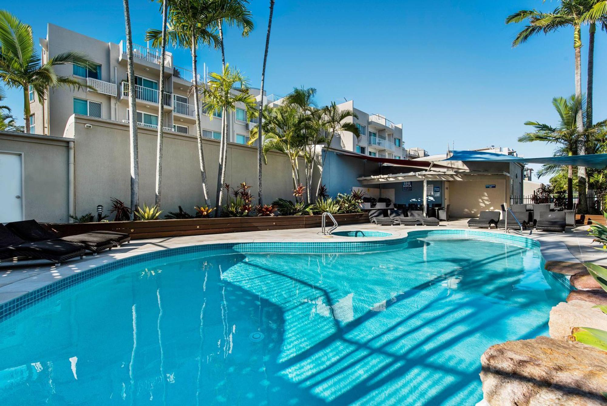 Sailport 4*